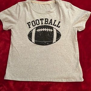 Jrs (L) Gray Short Sleeve Tee Shirt “Football”